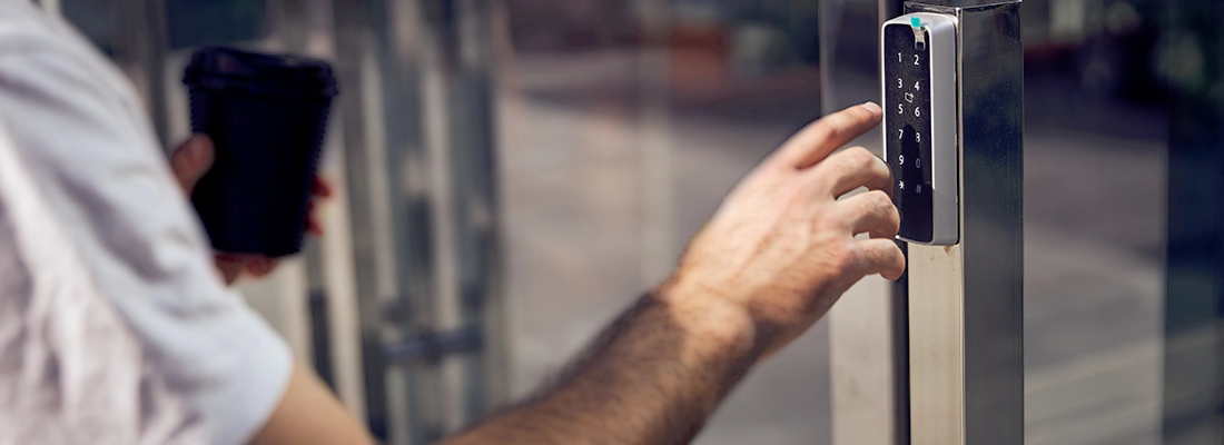Enhance Storefront Security with Access Control Systems in Buenaventura Lakes, FL