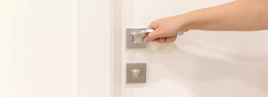Wireless Push to Lock Door Options in Buenaventura Lakes, FL